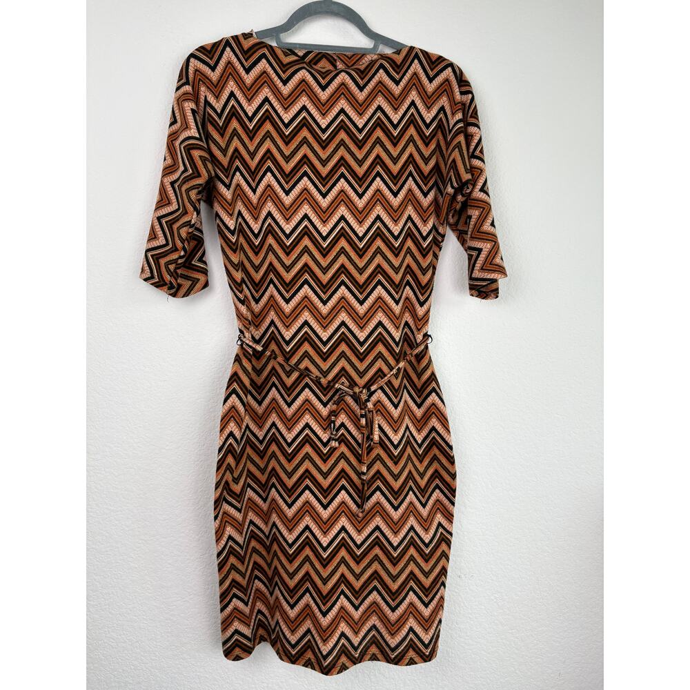 Retro Chevron Brown Dress Size 6 Knee Length Office Wear Closet Staple Boho Chic